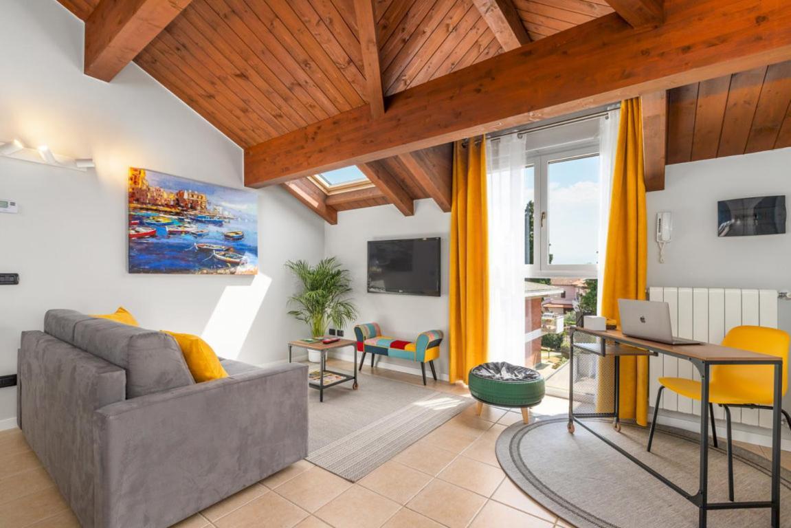 Casa Gialla 7A, New Apartment Milano&Como Bregnano 外观 照片